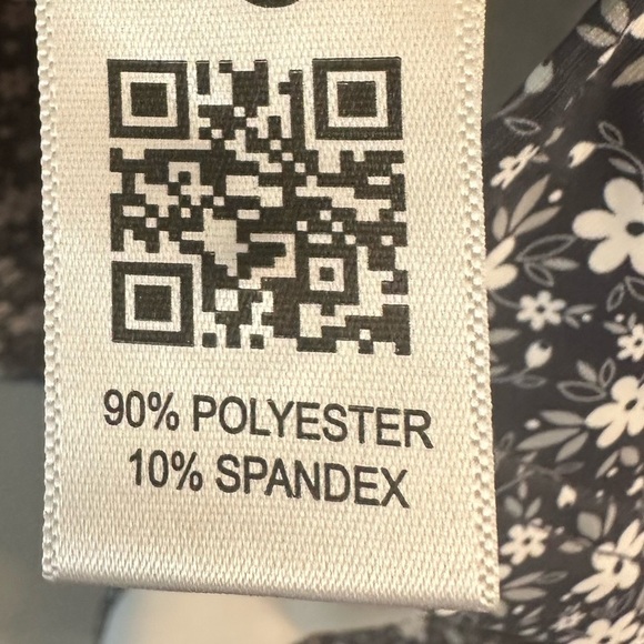 1764 Signature Men’s Large Golf Polo Blue White Floral Greenhouse Moisture Wick - Picture 6 of 6